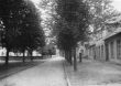 Hopstener Straße - rechts alte Schule - heute Parkplatz NETTO.jpg